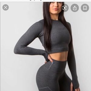 Grey long sleeve Alphalete Revival crop top
